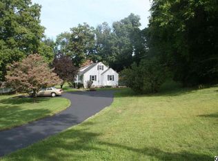 4970 Chambers Hill Rd, Harrisburg, PA 17111