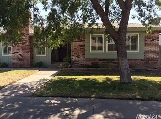 916 Edmonton Ln, Modesto, CA 95356