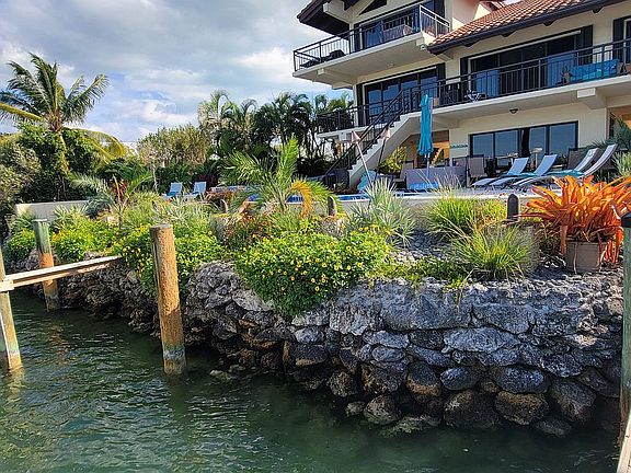 House from dock