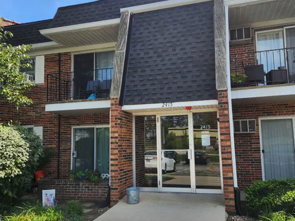 2415 Ogden Ave APT 5, Downers Grove, IL 60515