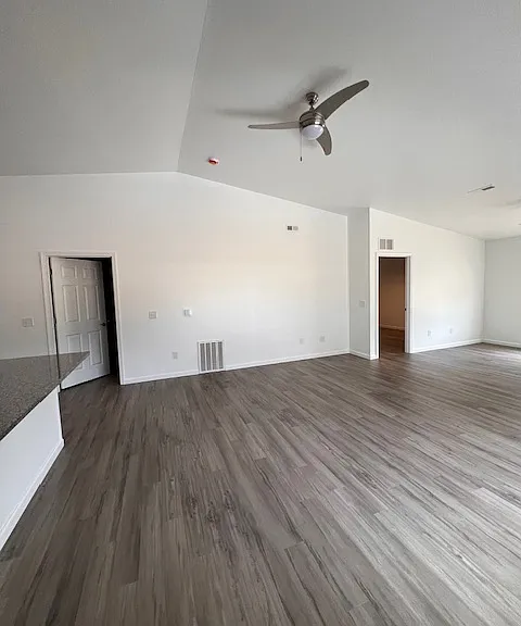 220 S Taylor St — Photo 21