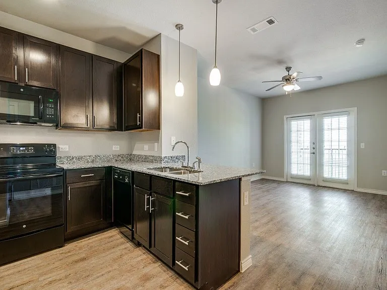 Palladium Van Alstyne Senior Living — Photo 25