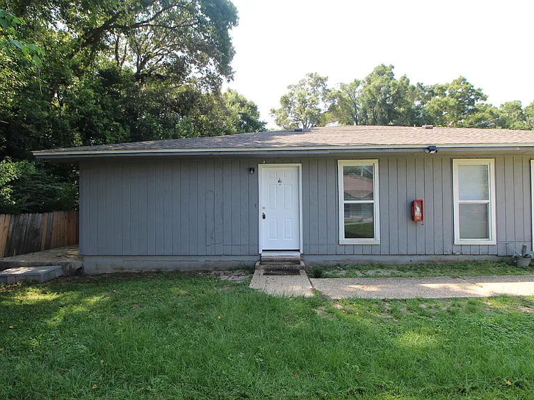 50 Fulton Ave #D16 — Photo 1