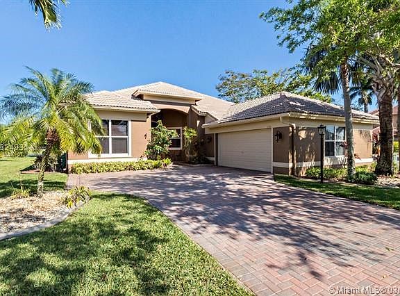 2nd image of 6392 NW 108th Ter