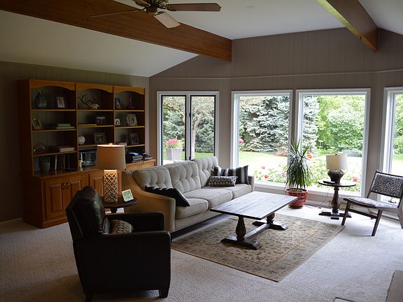 Built-in bookcase