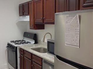 3926 W St NW #4, Washington, DC 20007