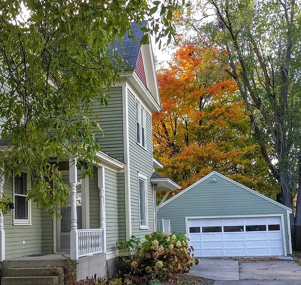 202 Union St — Photo 4