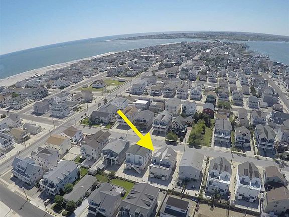3rd image of 121 80th St #E