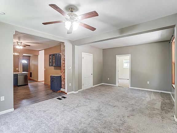 3rd image of 11 Taylor Ave