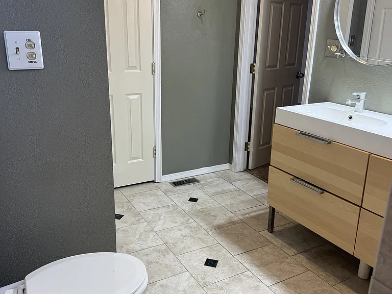 3004 Municipal Dr — Photo 8
