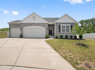 45 Fern Brook Ct, O'Fallon, MO 63366