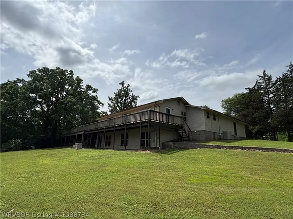 143 Pius Ave, Subiaco, AR 72865