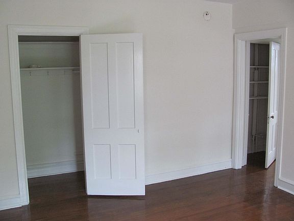 3rd image of 7000 Lincoln Dr APT F2