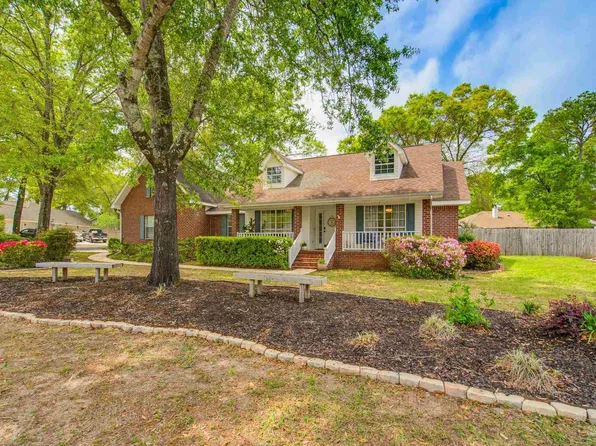 6005 Forest Green Rd, Pensacola, FL 32505