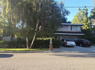22413 Dardenne St, Calabasas, CA 91302