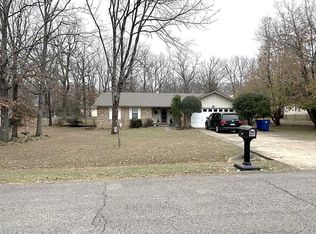 40 Sunset Ln, Cabot, AR 72023