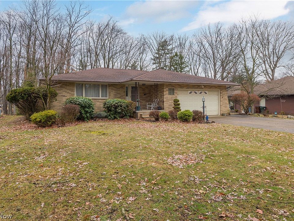 1st image of 7408 Wake Robin Dr