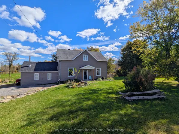 857 Perth Rd, Beckwith, ON K7A 4S7
