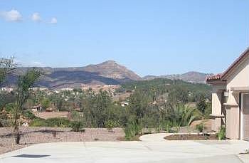 2nd image of 2609 Emerald Oaks Gln