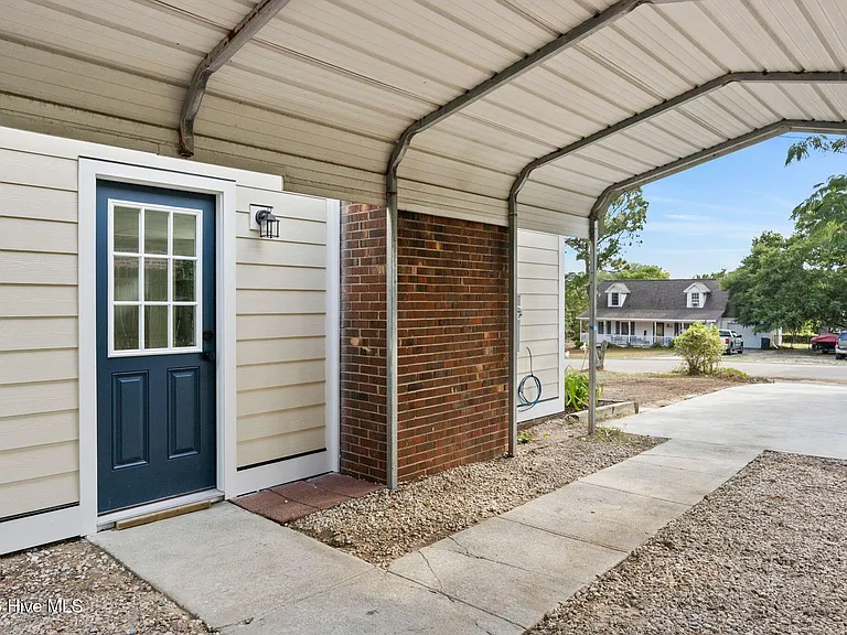 757 Silver Lake Rd — Photo 37