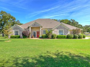 107 Rivercreek Ranch Ln #L, Fort Worth, TX 76126