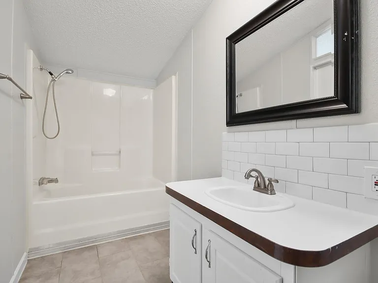 25494 Deepwood Dr #B — Photo 16
