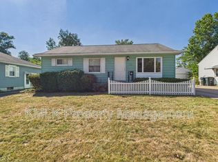 316 Lynn Dr, Cuyahoga Falls, OH 44221