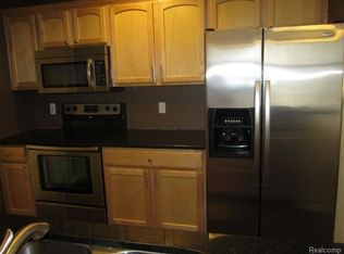 55419 Ambassador Ct, Shelby Township, MI 48316