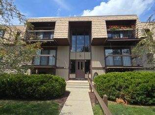 9761 Sunrise Blvd #N15, North Royalton, OH 44133