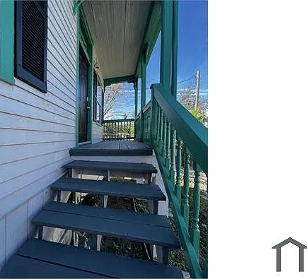 3621 Winnie St — Photo 2