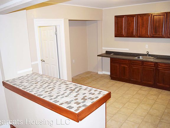 3rd image of 171.5 Murray St #171.5
