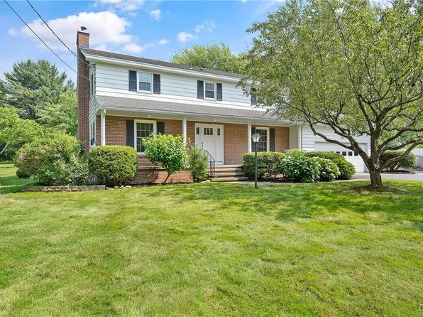 44 Brown Dr, Oswego, NY 13126