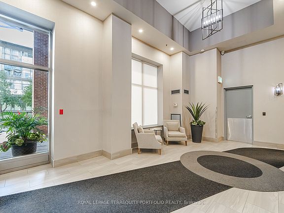 3rd image of 18 Merton St #303