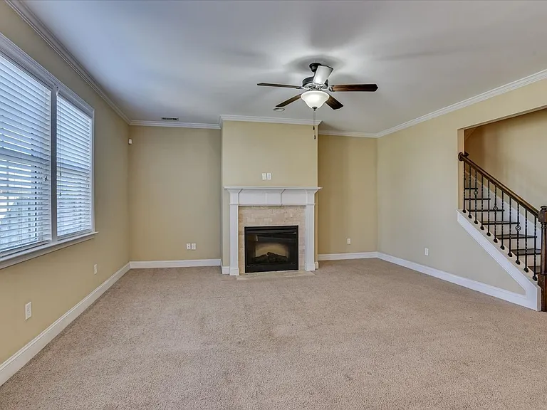 5515 Meghan Ln — Photo 9
