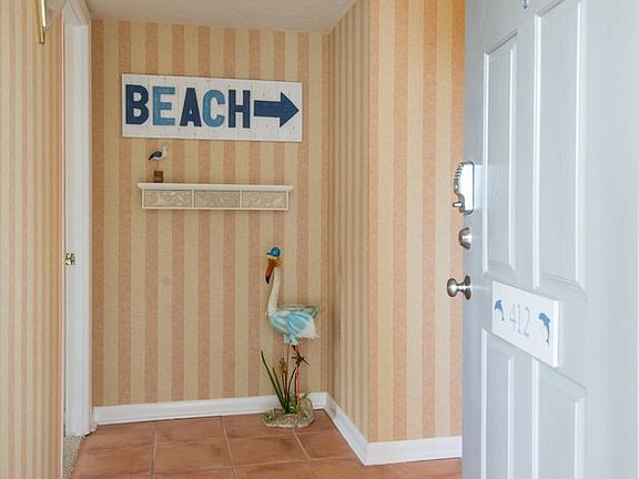 3rd image of 21 S Forest Beach Dr APT 412