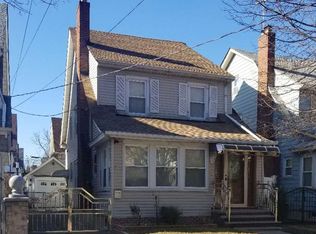 8772 98th St, Woodhaven, NY 11421