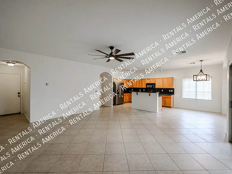 3481 E Vernon St — Photo 9