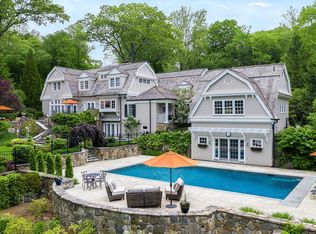 281 Turtle Back Rd, New Canaan, CT 06840