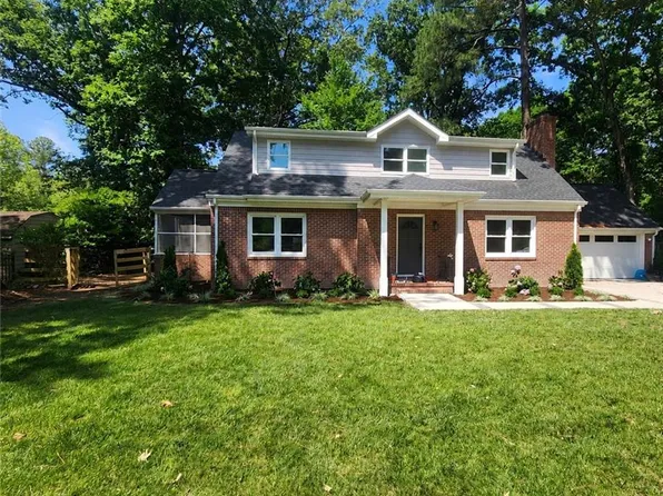 625 Lynn Shores Dr, Virginia Beach, VA 23452