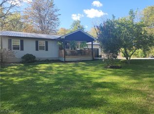 755 Maple Brook Rd, New Concord, OH 43762