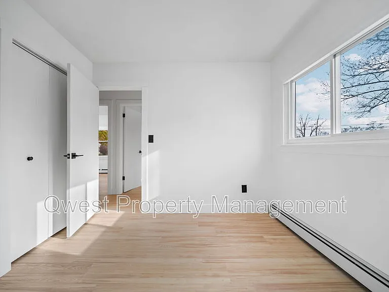 414 Rose St — Photo 5