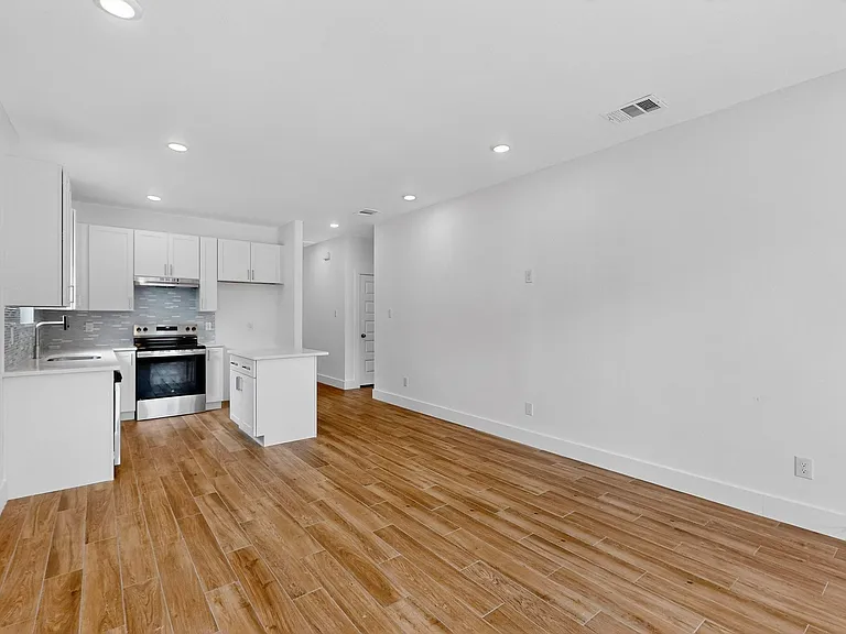 707 Fuller St #C — Photo 8