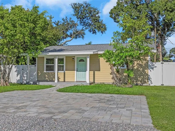2619 Miriam St S, Gulfport, FL 33711