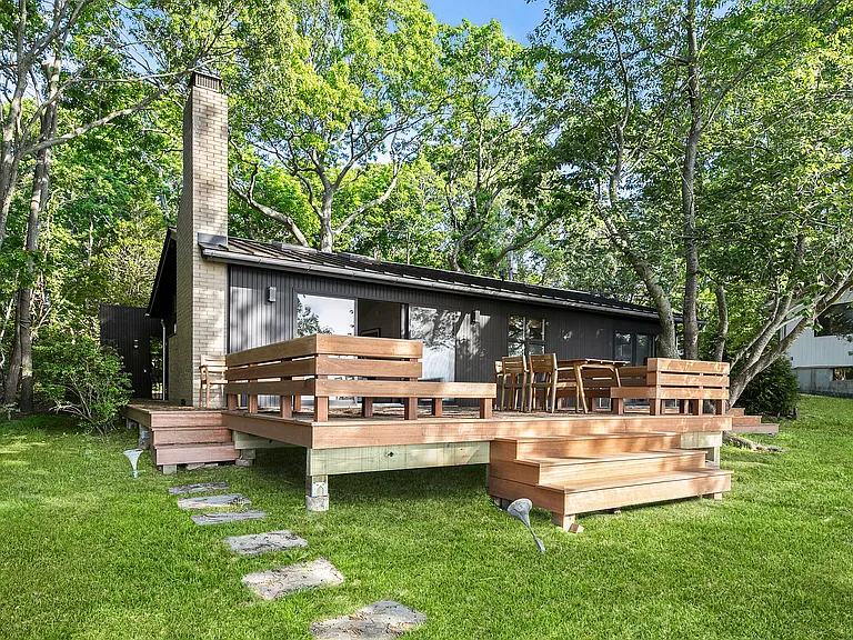 33 Bluff Point Rd — Photo 15