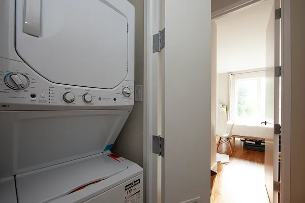 Rented by R New York | media 4