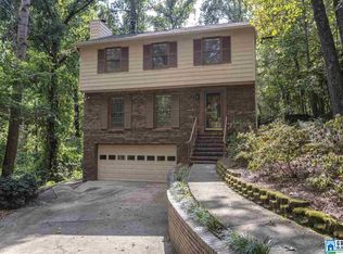 2110 Ridgedale Dr, Hoover, AL 35244