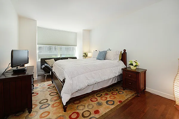 Sold by Corcoran | media 7