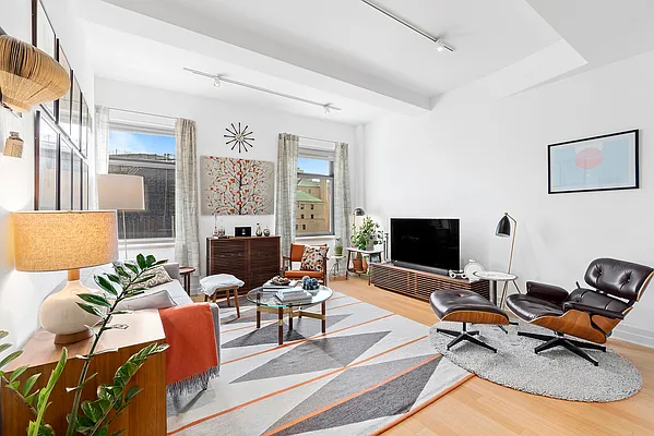 Rented by Compass | media 10