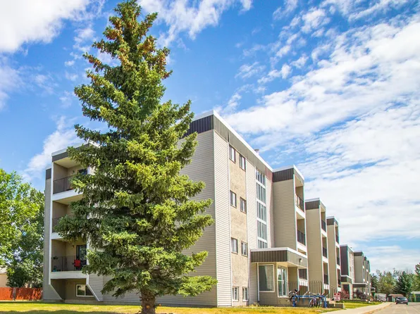 590 Columbia Blvd W, Lethbridge, AB T1K 5N8