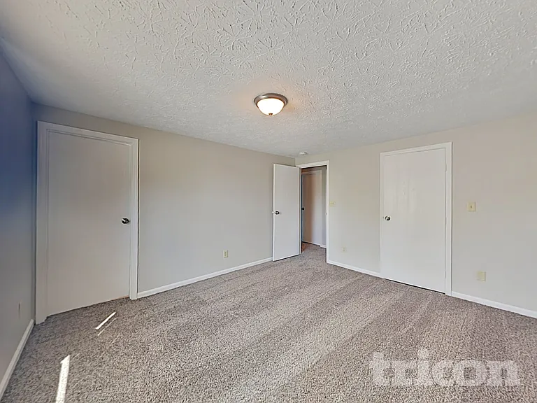 3708 W 42nd Ter — Photo 22